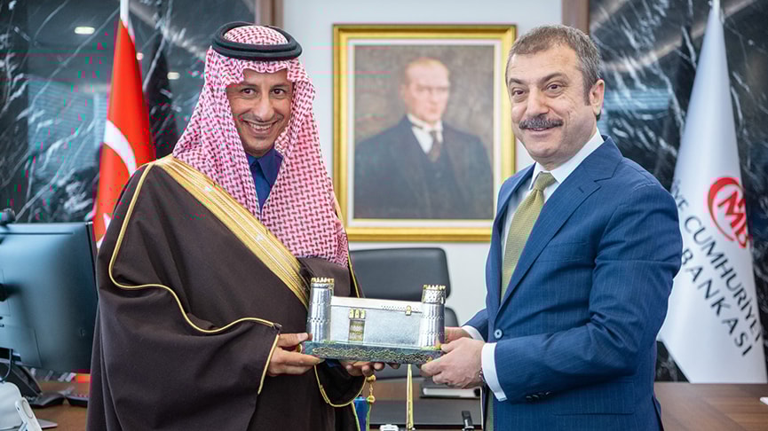 TCMB'deki 5 milyar doları iade edin!