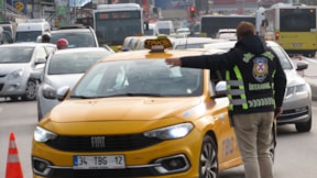Yolcu seçen taksiciye 4 bin 64 lira ceza