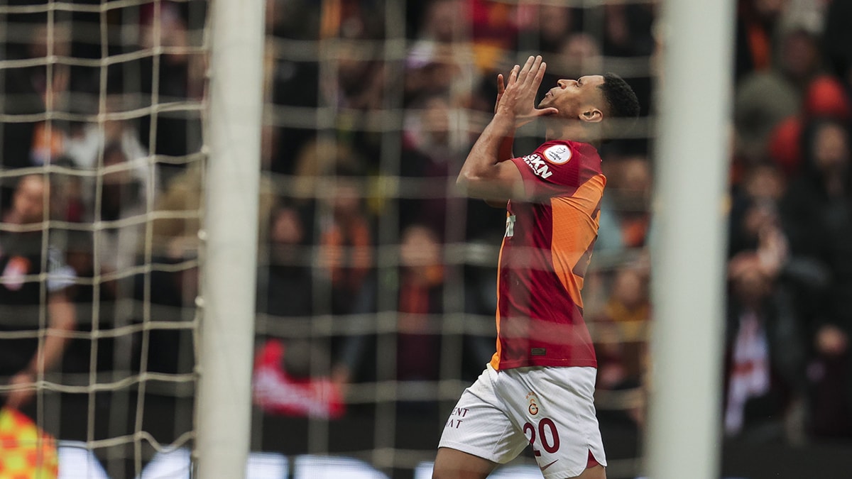 Tete, Galatasaray'da hayal kırıklığı yarattı