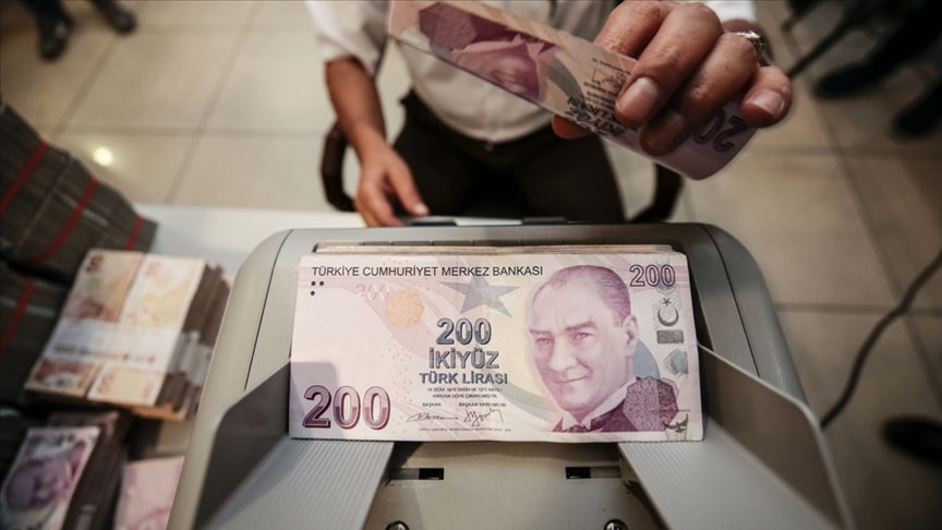 Hazine bugün 28,1 milyar lira borçlandı