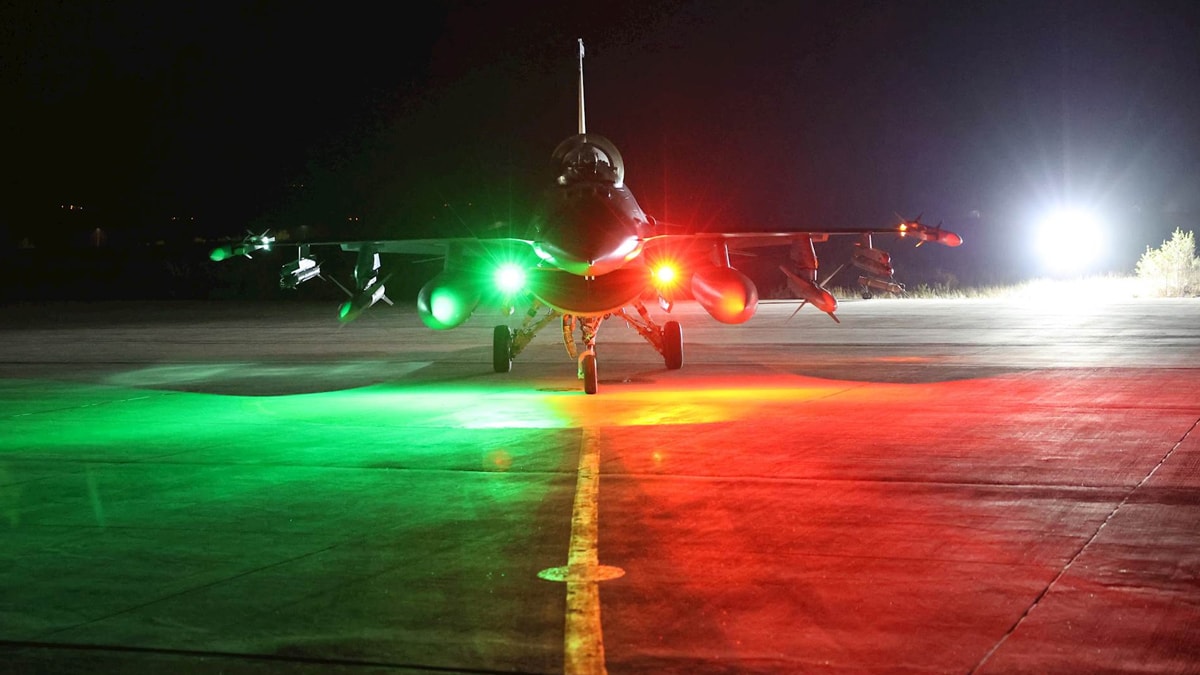 TSK'dan Irak ve Suriye'nin kuzeyine hava harekatları: 29 terör hedefi imha edildi