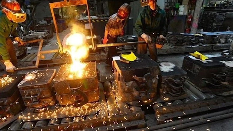 Sanayide kasımda keskin daralma işareti