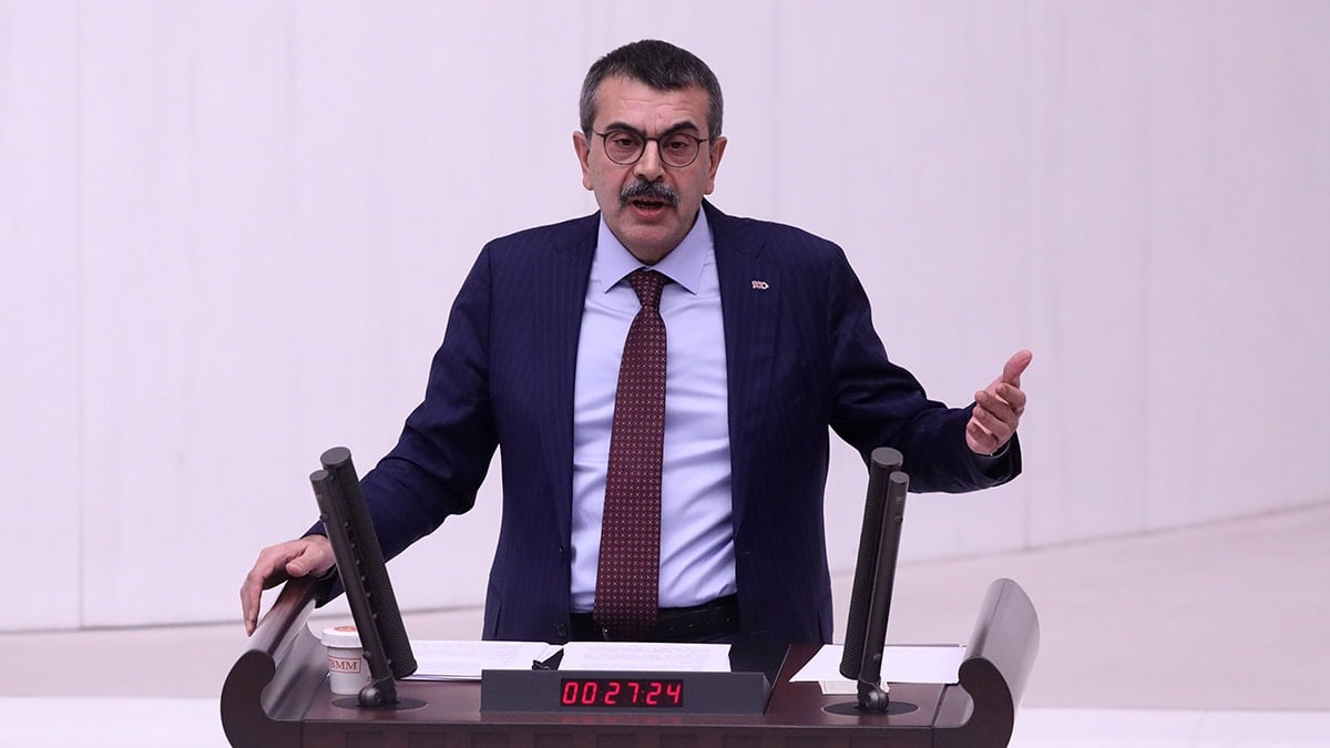 Tarikat tepkisine Bakan Tekin böyle cevap verdi: Protokol yapmaya devam edeceğiz