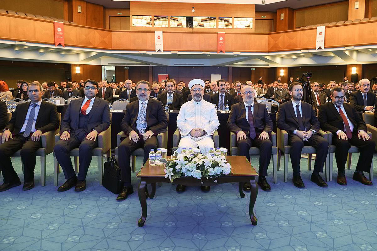 Diyanet 5 yıldız keyfinden vazgeçmiyor
