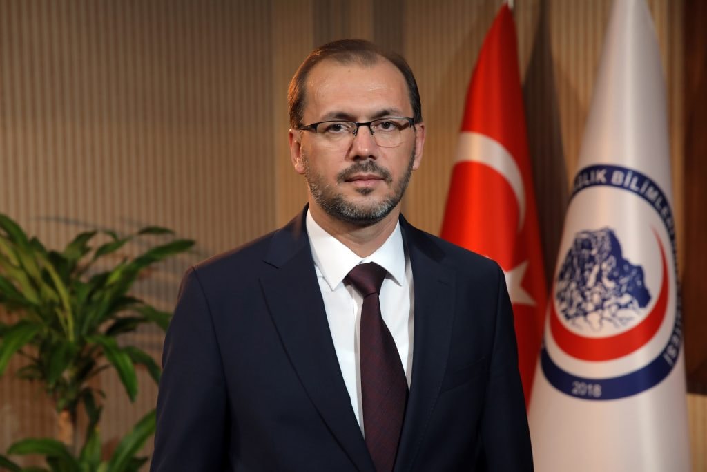 Üniversite rektöründen randevu itirafı: Torpil yaptırıyorum