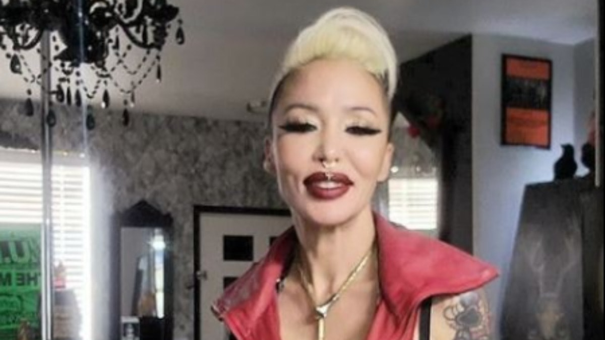 Ünlü manken yaşamını yitirdi: Evinde ölü bulundu