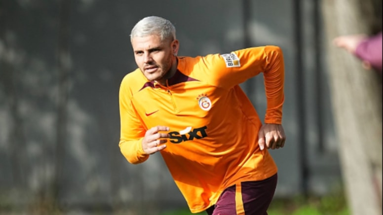 Galatasaray'da Icardi, takımla birlikte çalıştı