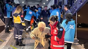 Gazzeli 85 hasta ve yaralı Mısır'dan Türkiye'ye getirildi