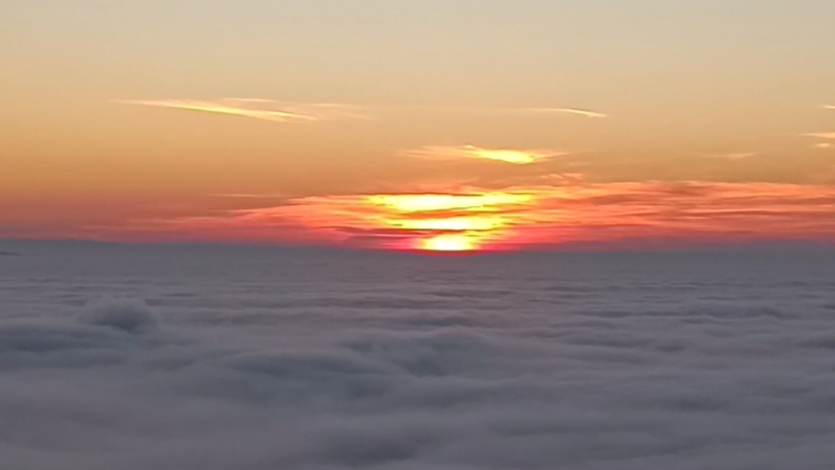 Batman'ı kaplayan sis bulutu, dağdan görüntülendi