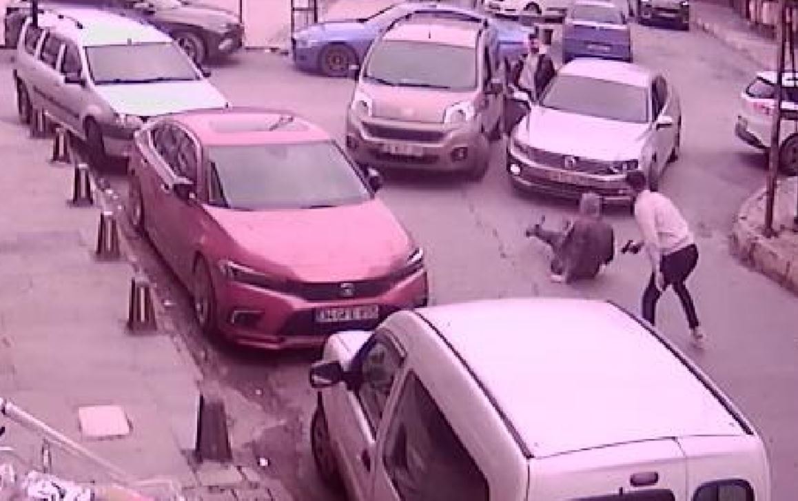 Yol kavgasında silahını çıkarıp ateş etti