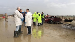 Aydın'da otomobil viyadük temeline uçtu: Üç kişi feci şekilde can verdi