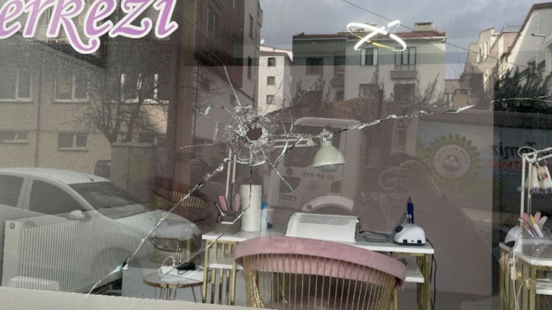 Güzellik merkezine silahlı saldırı yapıldı