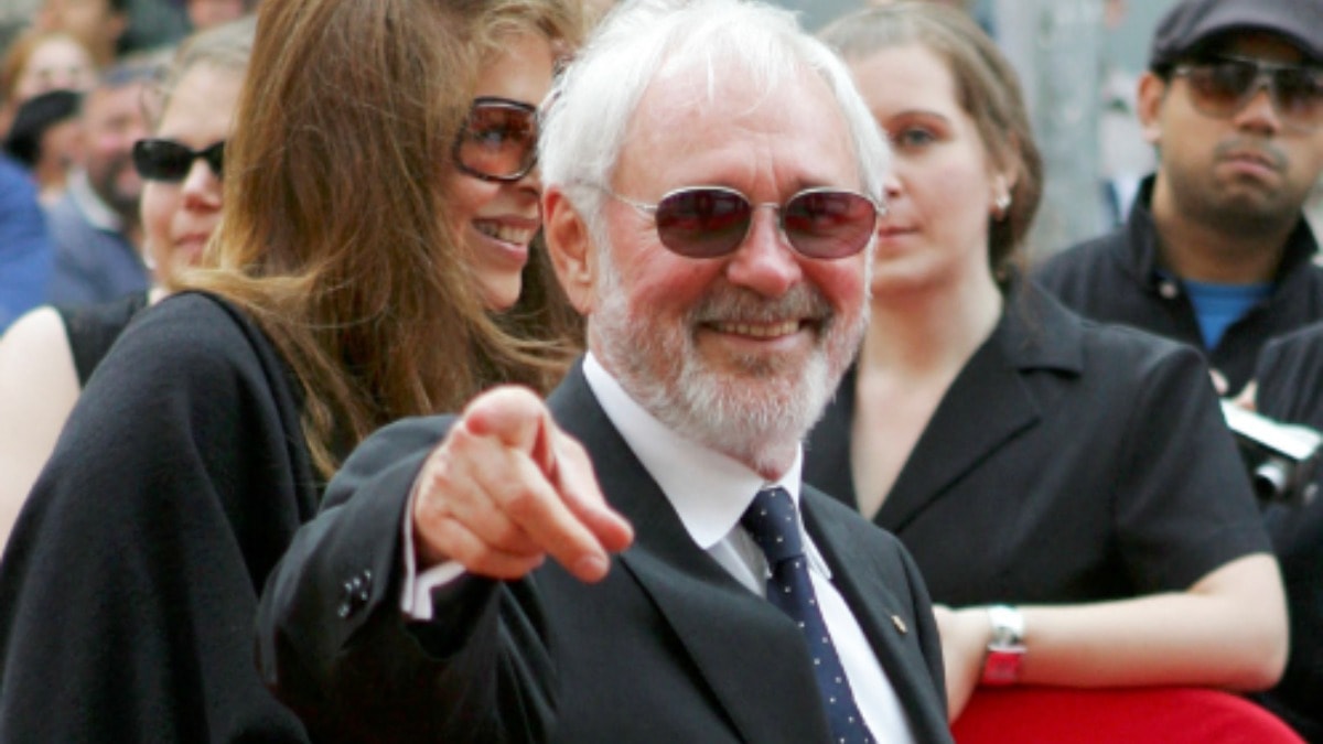 Ünlü yönetmen yaşama veda etti