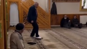 Kur'an'a basan başkan adayına ev hapsi