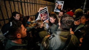 İsrail polisinden savaş karşıtı Yahudilere müdahale