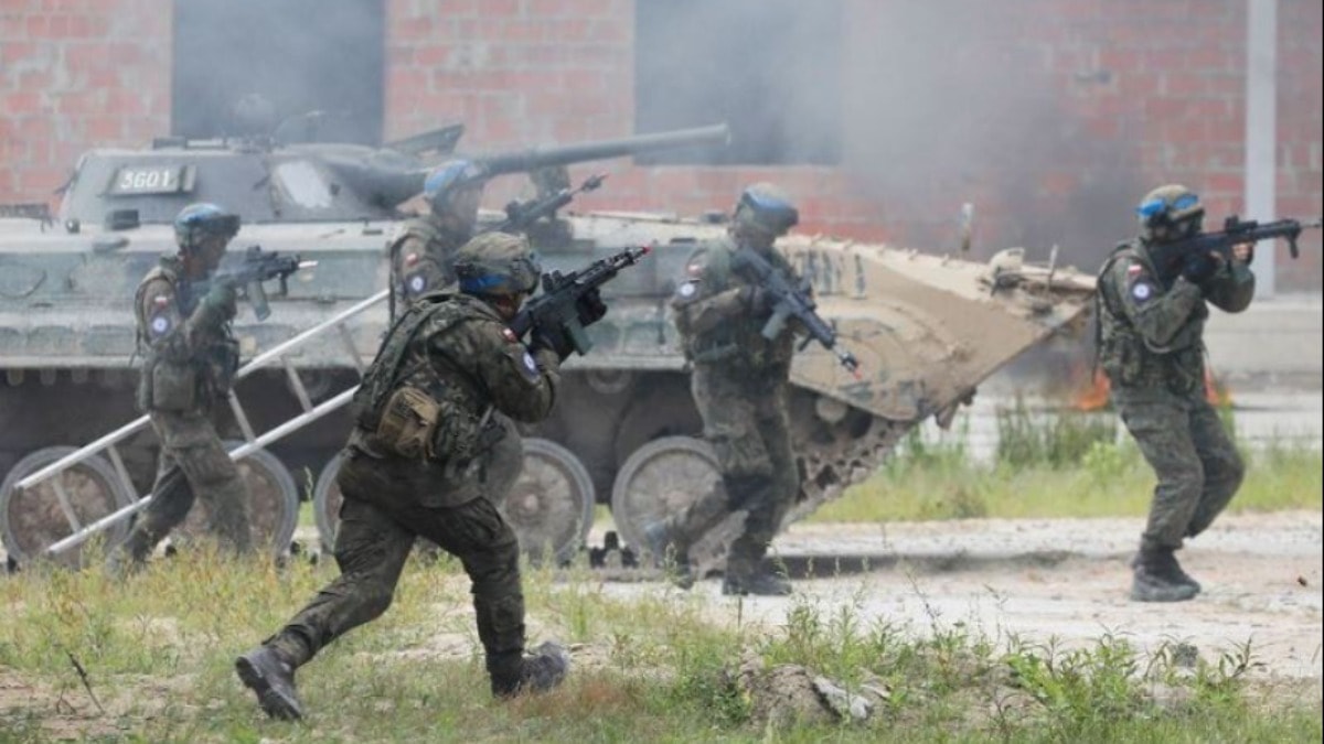 NATO'dan endişe yaratan açıklama: Putin Avrupa'da hedefleri vurabilir