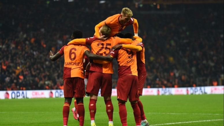 Galatasaray, İstanbulspor engelini zor da olsa aştı: 3-1