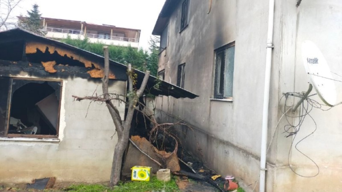 Düzce'de tek katlı evde yangın faciası