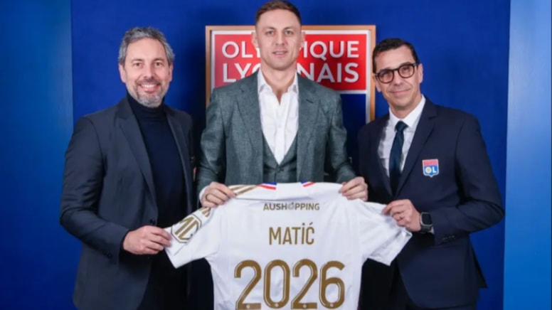 Matic, Lyon'a imza attı