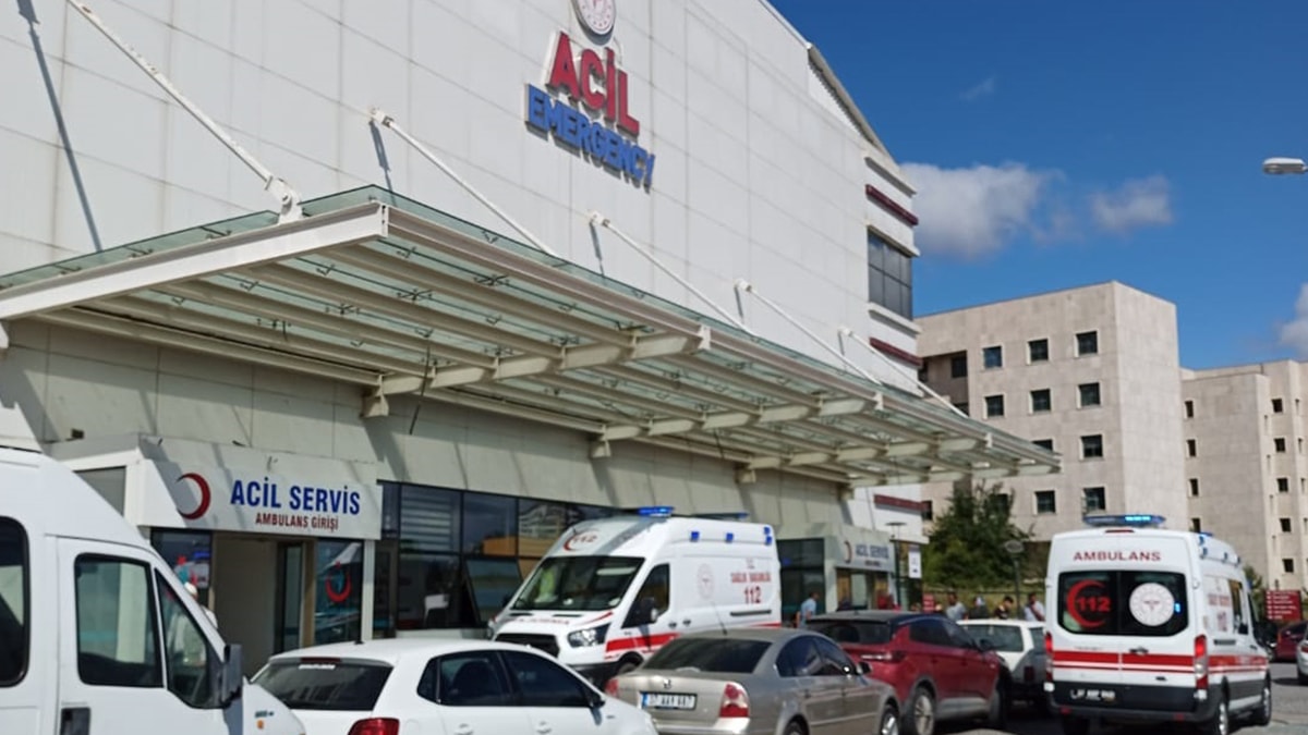 Kastamonu'da biber gazı havaya yayıldı, üniversiteliler acile koştu