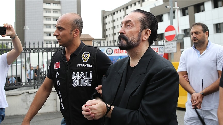Adnan Oktar ve örgüt yöneticilerine hapis cezası