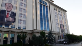 AKP'de adaylık için başvuru süresi uzatıldı