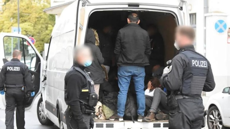 Almanya'dan Türk kaçaklara kötü haber! Bölgeyi terk ediyorlar