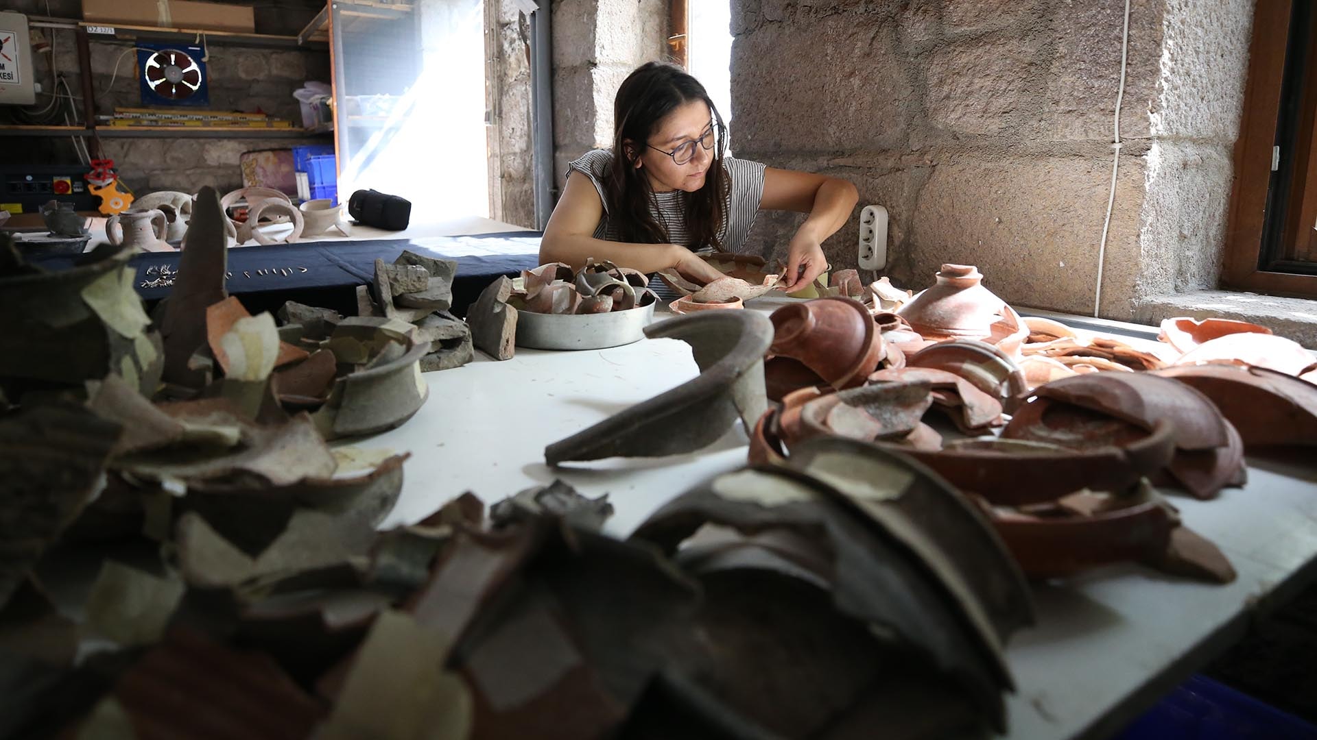 Assos'un çöplüğünden de tarih fışkırıyor