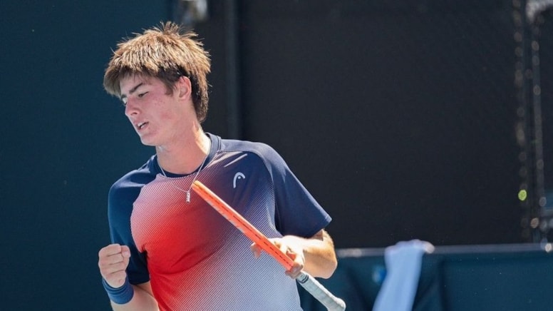 Milli tenisçi Atakan Karahan, Avustralya Açık gençler kategorisinde son 16'ya kaldı