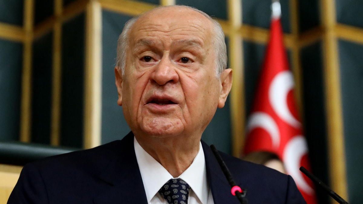 Bahçeli'den Özgür Özel'e Kılıçdaroğlu tepkisi: Bunun neresi adamlık?