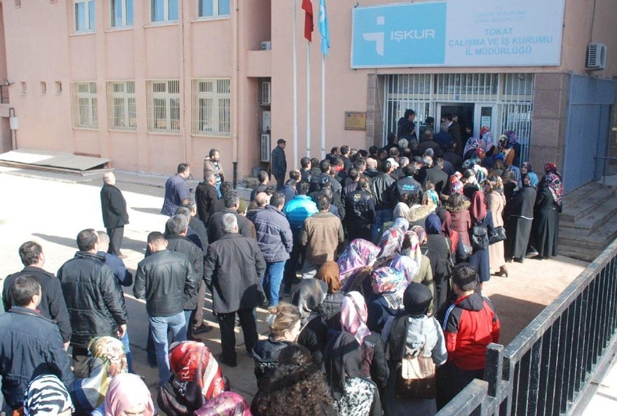 Her 10 işsizin biri Türkiye'de