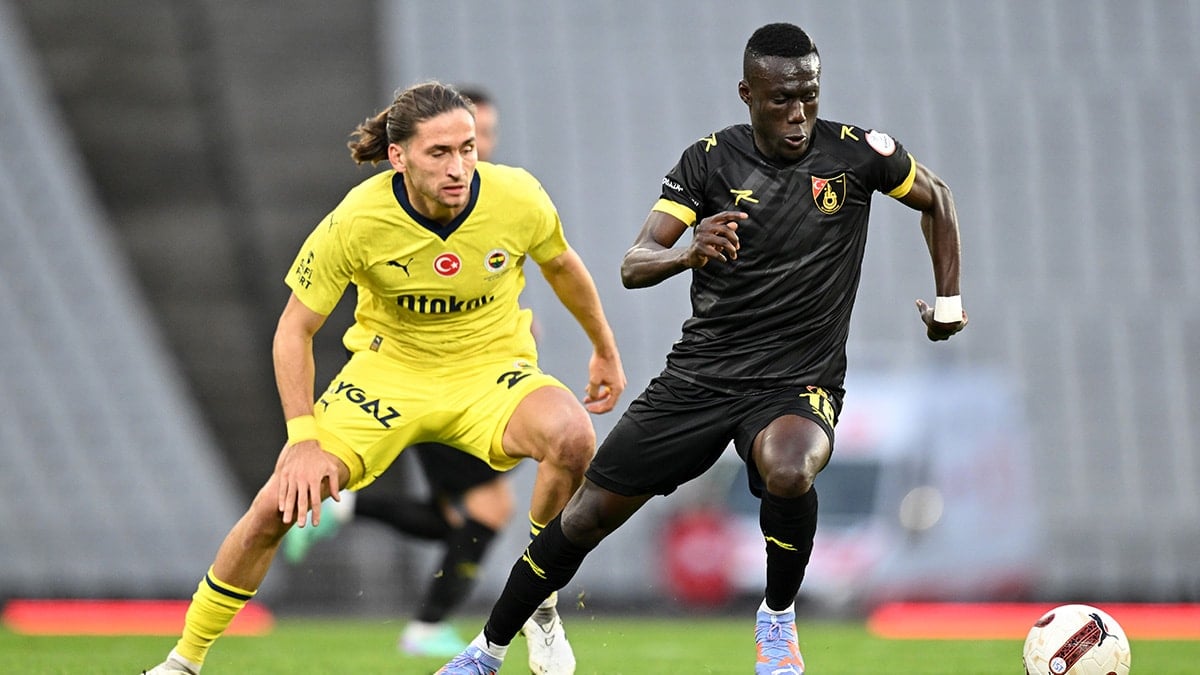 Crespo: Kendi maçlarımızı kazanırsak şampiyon oluyoruz