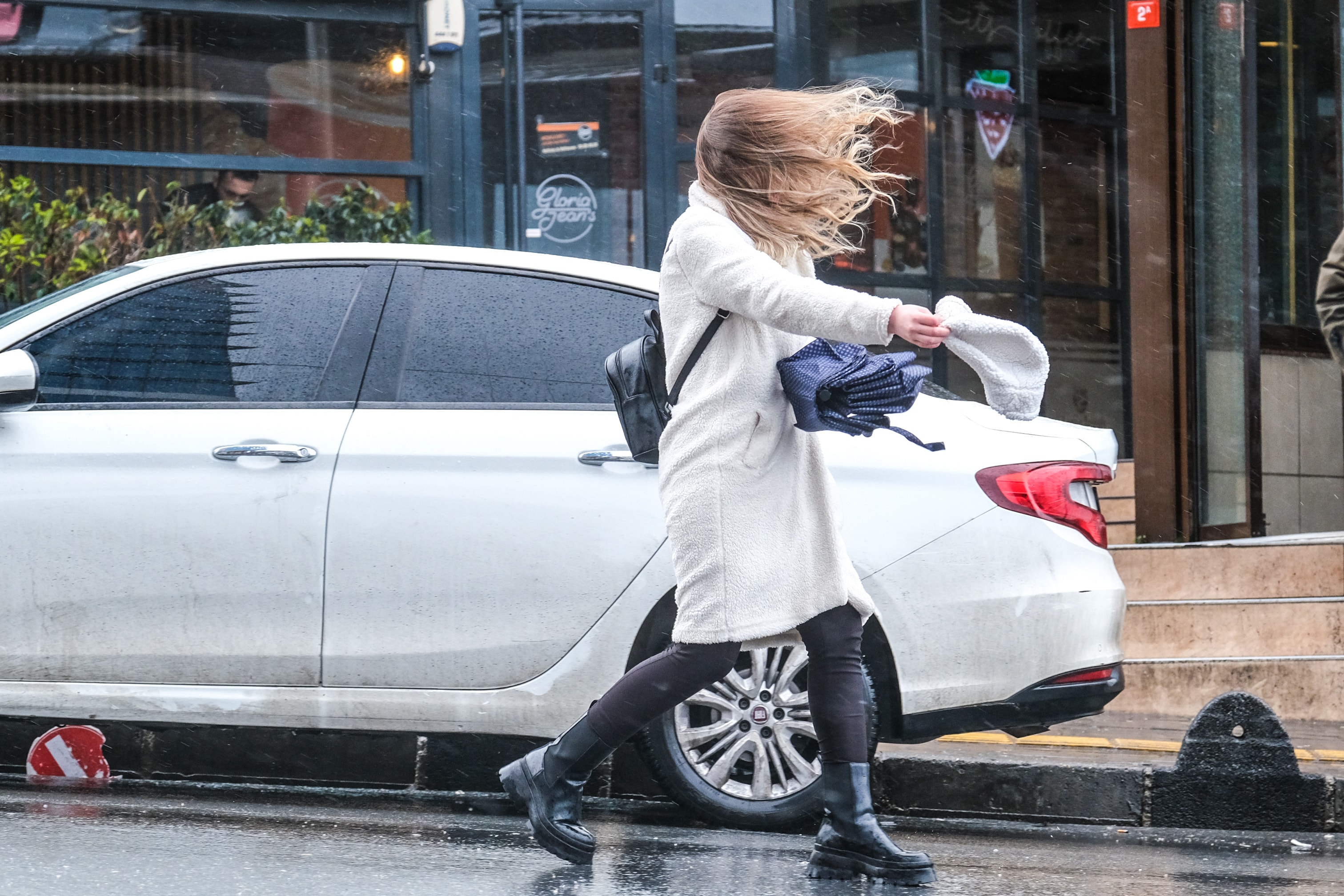 Meteoroloji uyardı: Fırtına ve sağanak vuracak