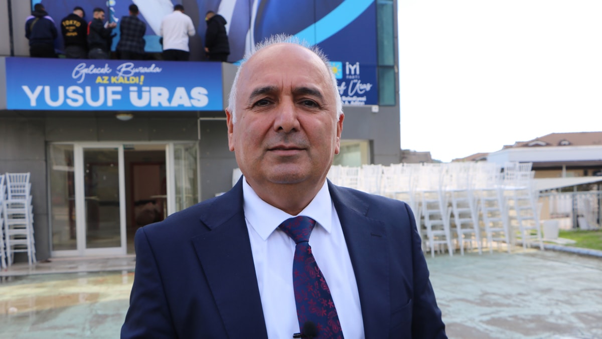 İYİ Parti'den istifa etti, 'Adaylığı satın almayacağız' dedi