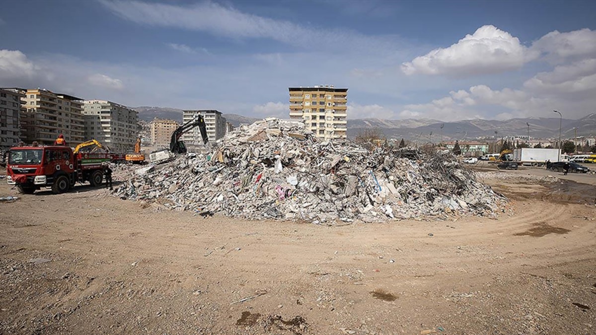 Ebrar Sitesi'nde bilirkişi raporu: Zemin etüdü yetersiz, malzeme kalitesiz