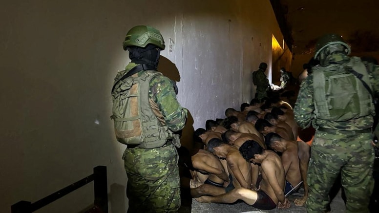 Ekvador'da rehin alınan onlarca gardiyan kurtarıldı