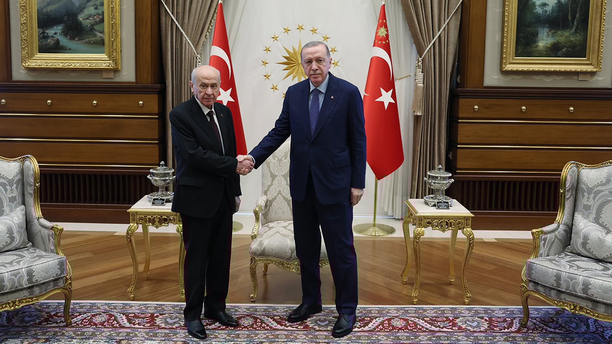 Erdoğan, Bahçeli ile bir araya geldi