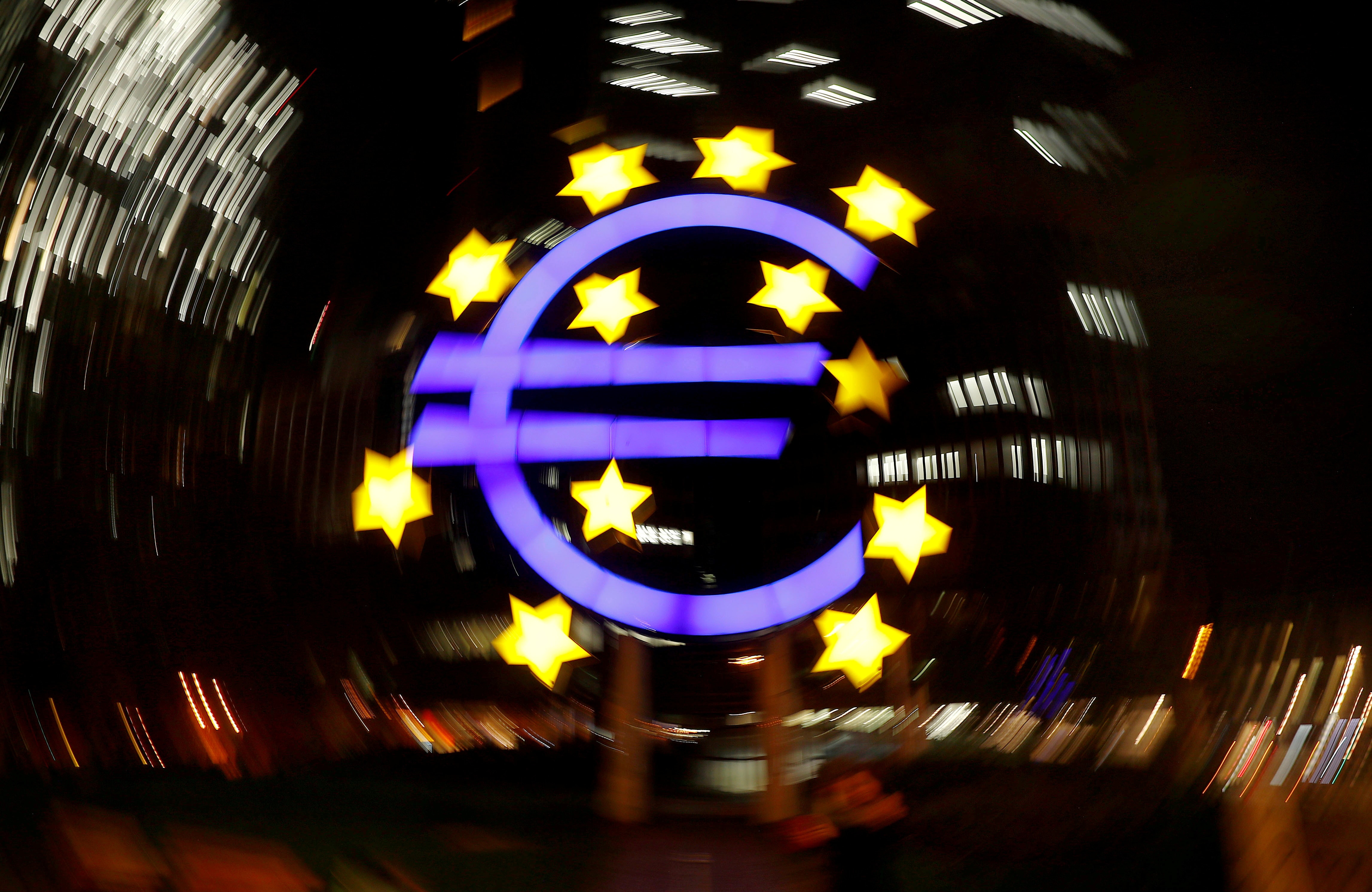 Euro Bölgesi enflasyonu şubatta geriledi