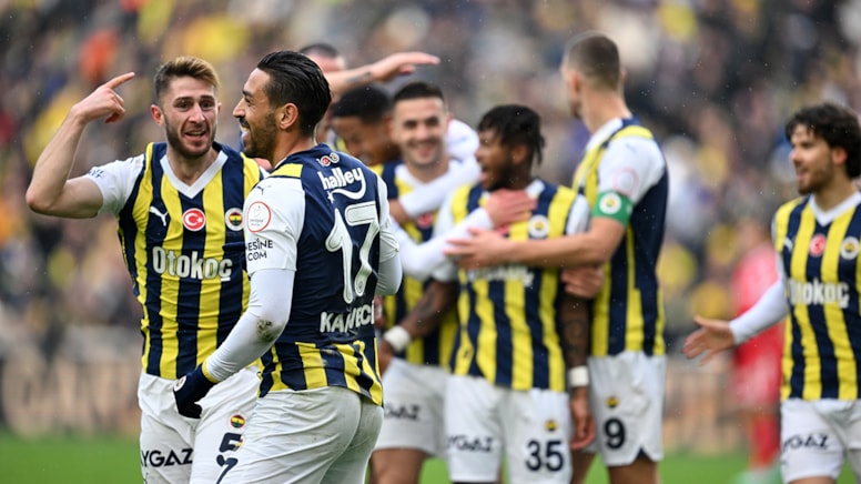 Fenerbahçe'nin Antalyaspor maçı kadrosu açıklandı! Çağlar Söyüncü...