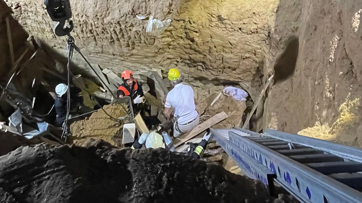 Tekirdağ'da fabrika inşaatında göçük: Bir işçi öldü