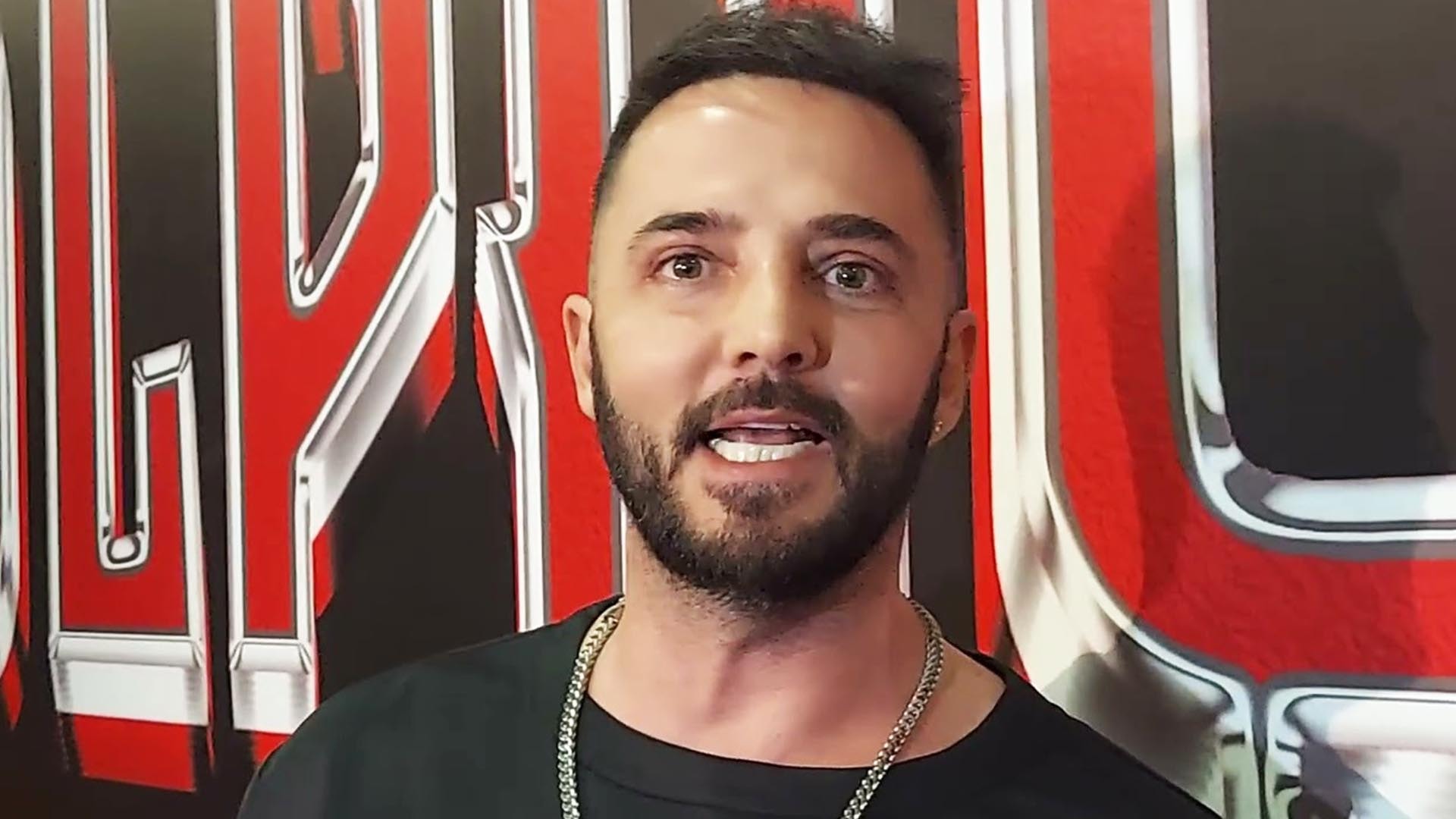 Gökhan Özen'in yüzündeki değişim dikkat çekti