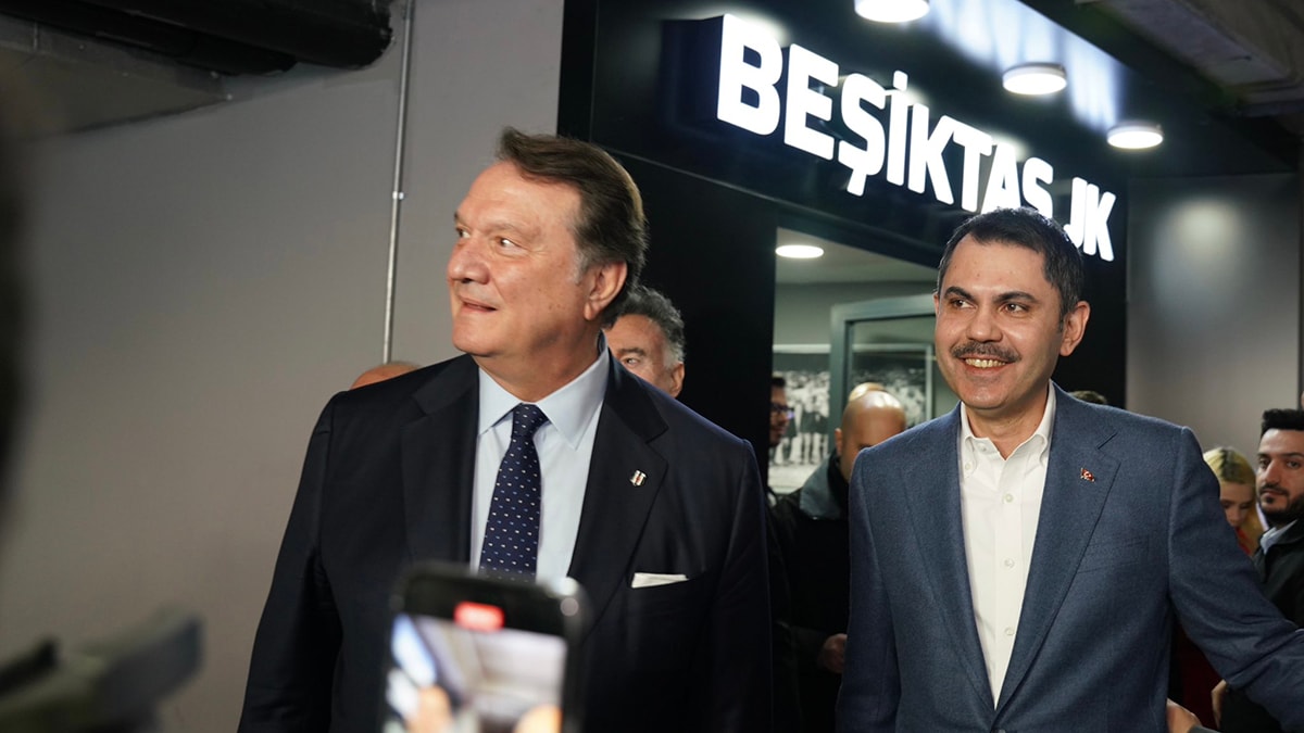 Murat Kurum, Hasan Arat'ın soyadını karıştırdı