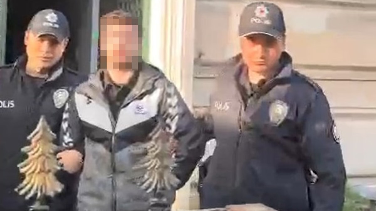 Hilafet bayrağı kavgasında yeni gelişme: Tokat atan kişi serbest bırakıldı