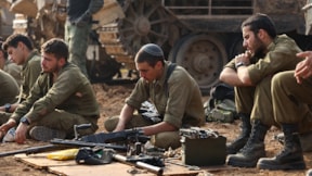 İsrail’in üst rütbeli askeri öldürüldü