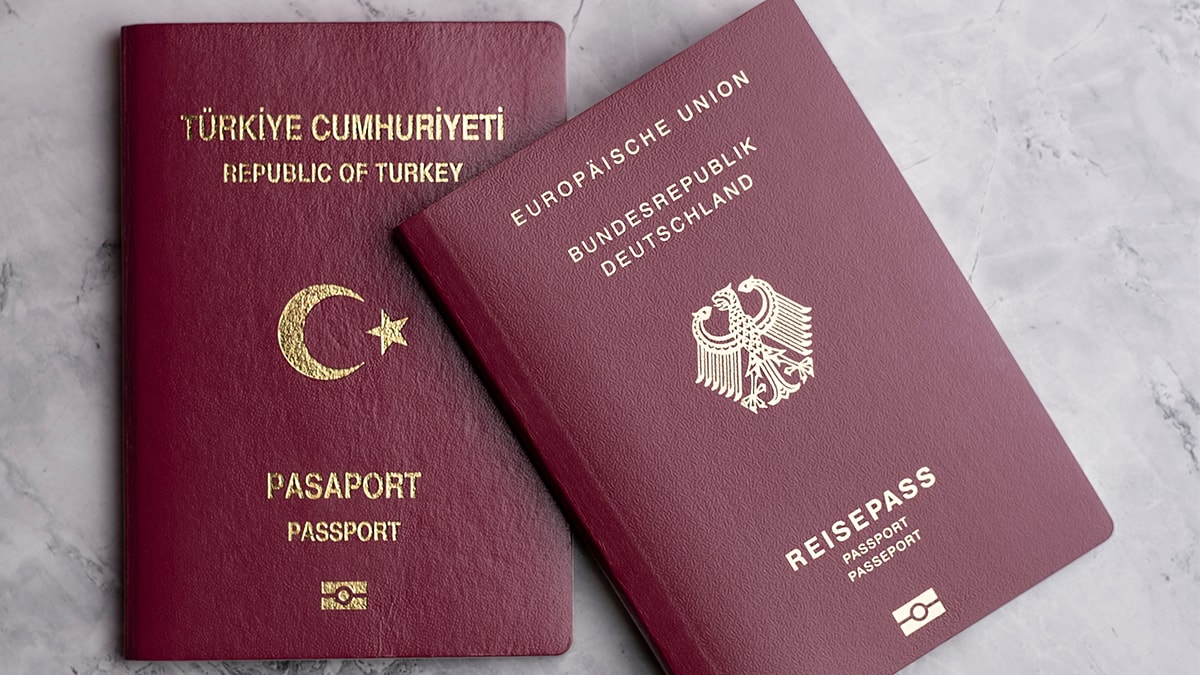 Almanya'da tarihi karar: Türklere çifte vatandaşlık - Sözcü Gazetesi