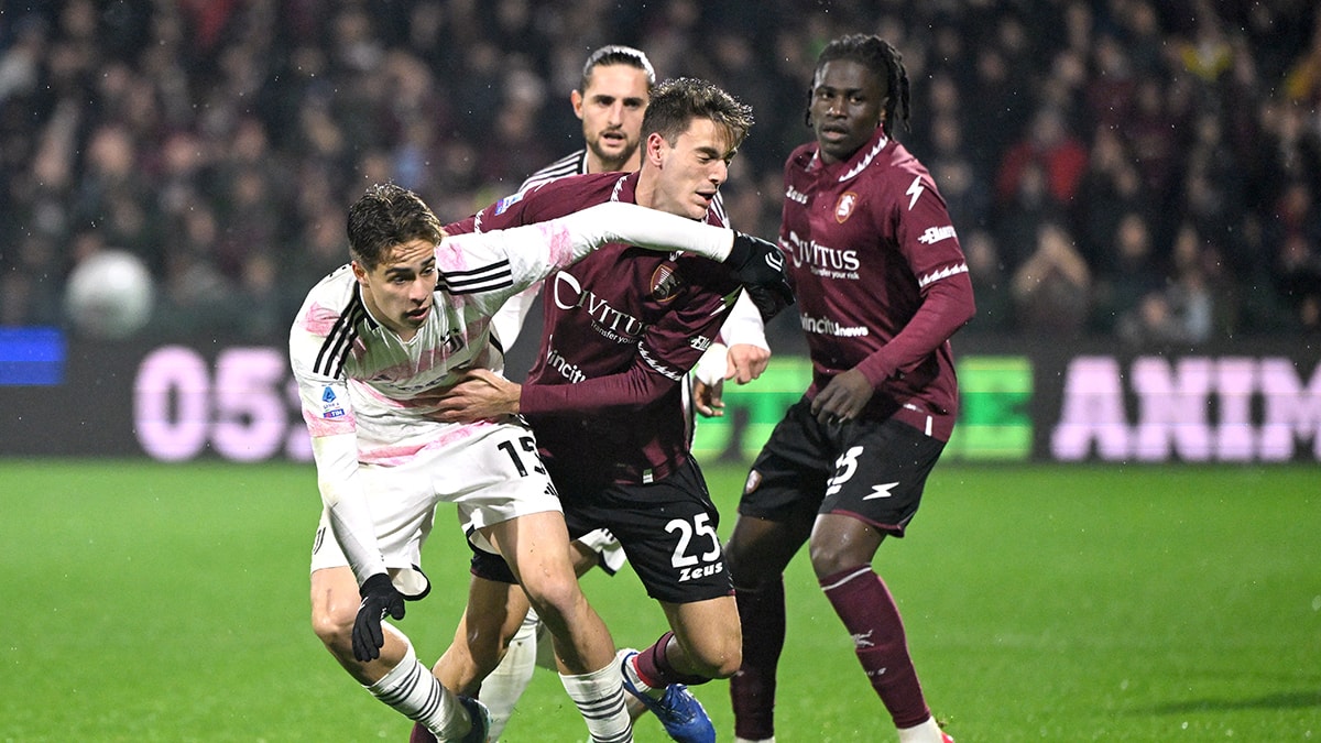 Kenan 11'de çıktı, Juve 90+1'de kazandı