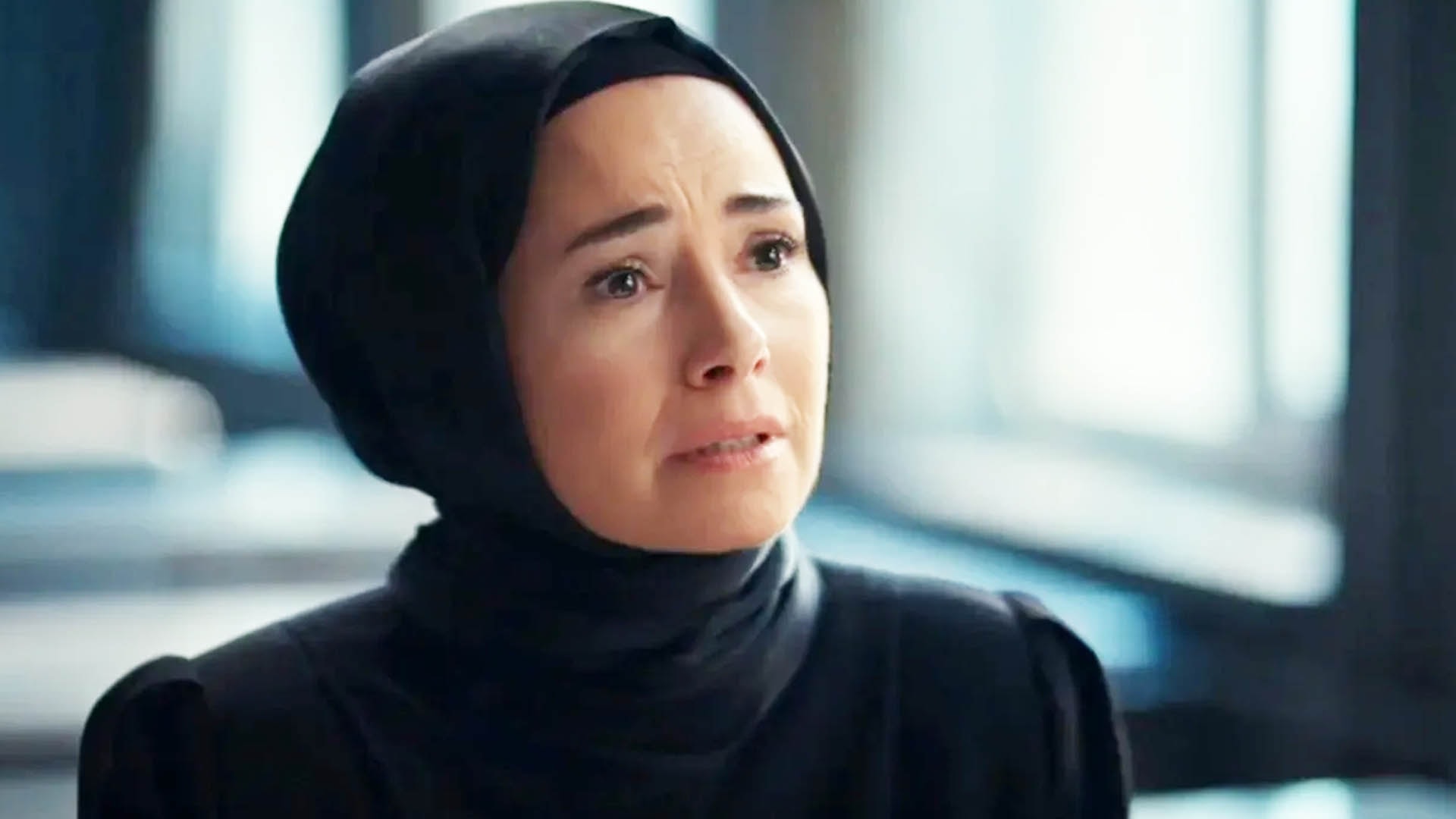 Kızıl Goncalar'ın yönetmeni isyan etti