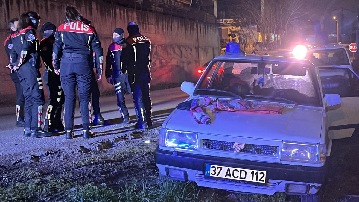 'Dur' ihtarına uymayan otomobilin alkollü sürücüsü, 1 kişiyi tüfekle vurmuş