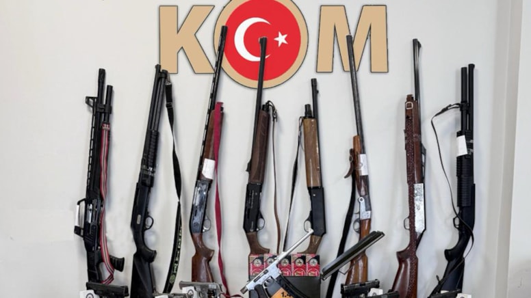 Kocaeli'de silah kaçakçılarına operasyon: 15 gözaltı
