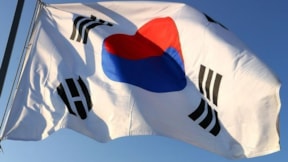 Kore'de tansiyon düşmüyor: Onlarca top attılar